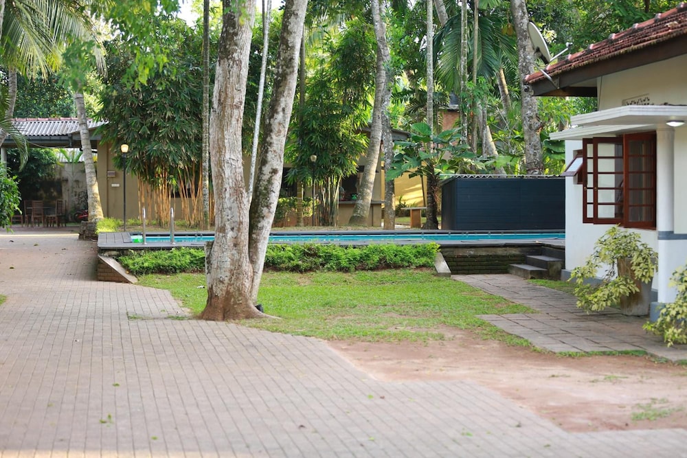 Gedara Resort 37/50