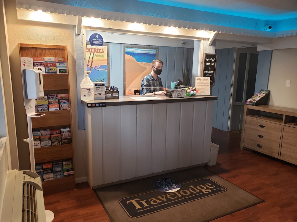 Travelodge by Wyndham Traverse City MI 4/27