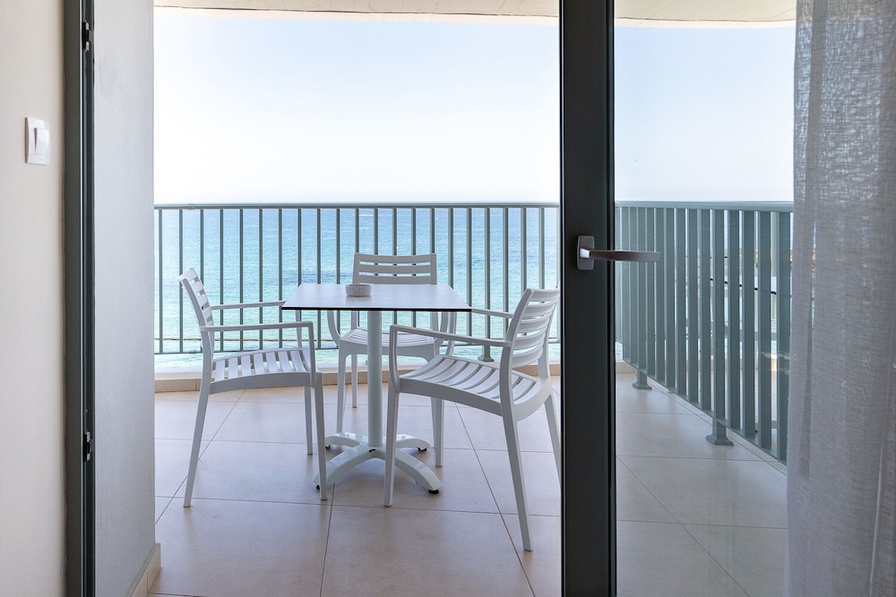 Alia Beach Hotel Adults only 18+ 19/48