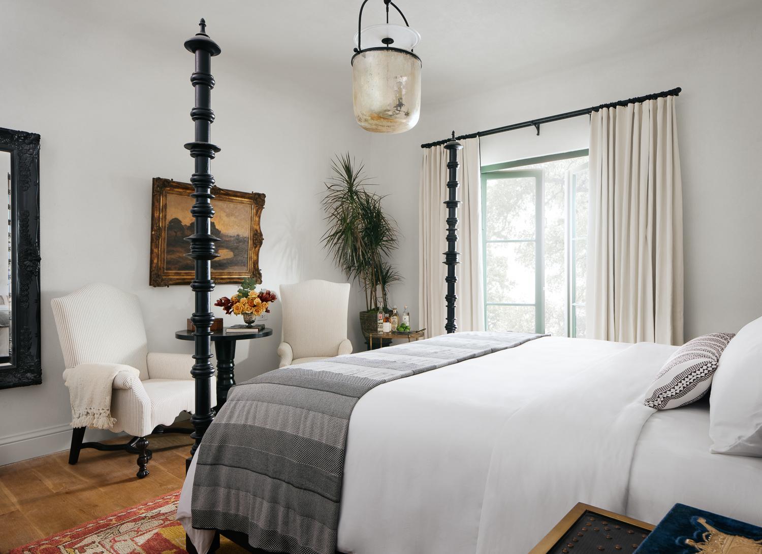 ROOM, KING BED, ACCESSIBLE