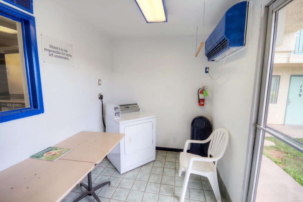 Motel6 Alamogordo, NM 49/59