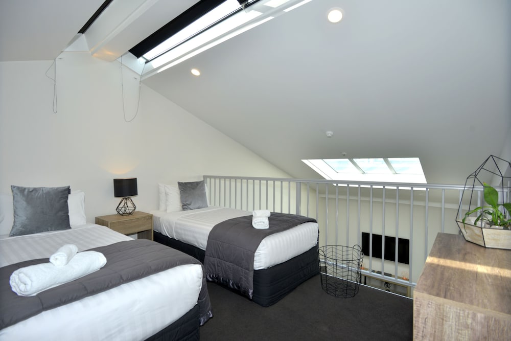Southwark Hotel Apartments 12/50