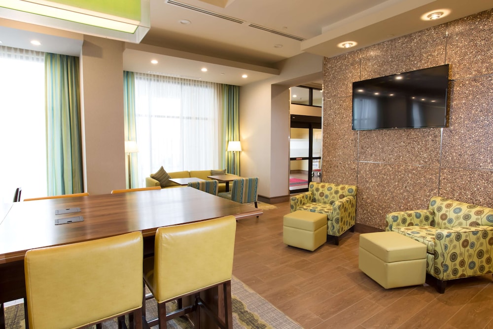 Hampton Inn By Hilton Lloydminster 31/49