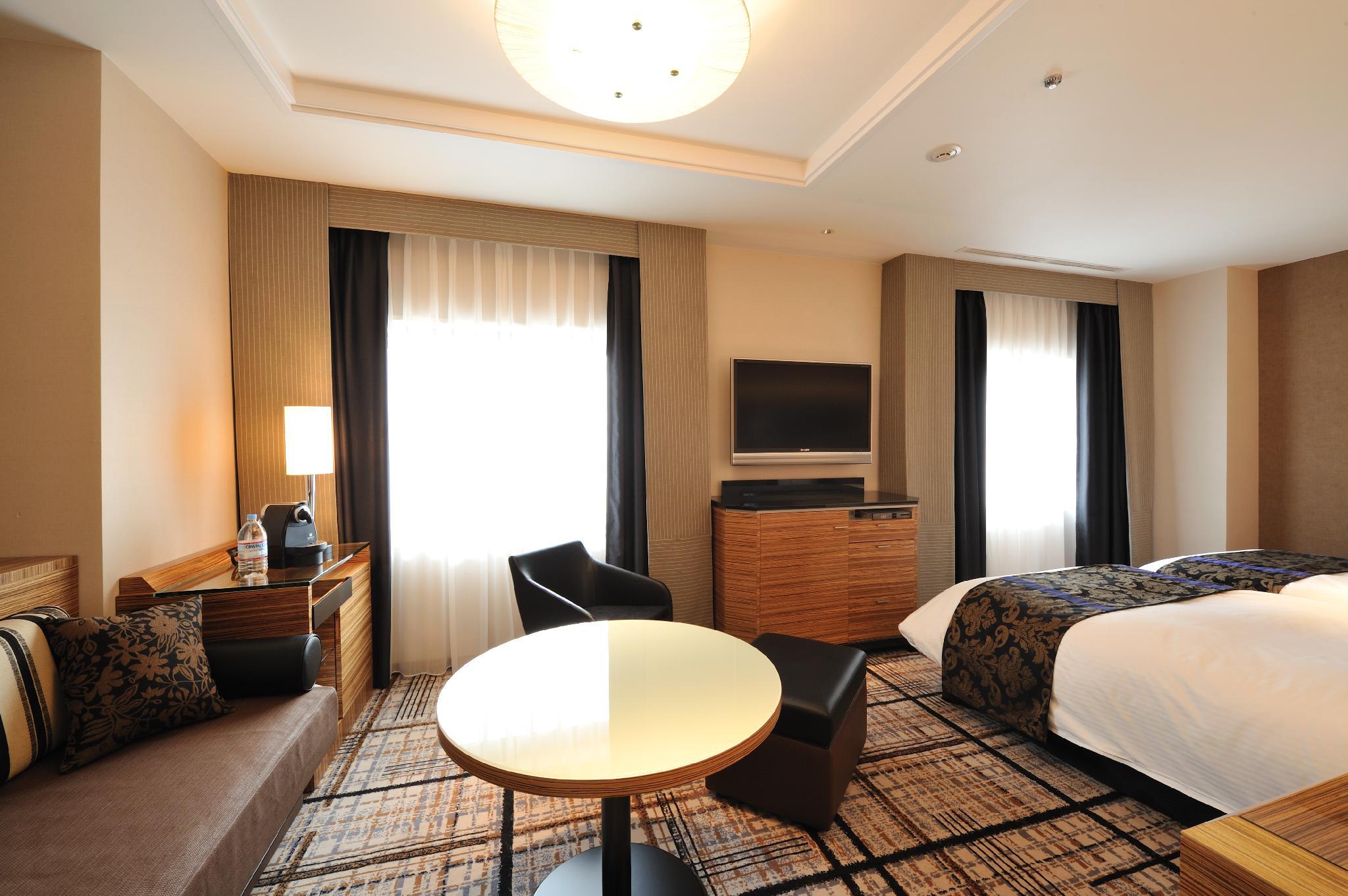 Deluxe, Twin Beds, Gran Via Floor