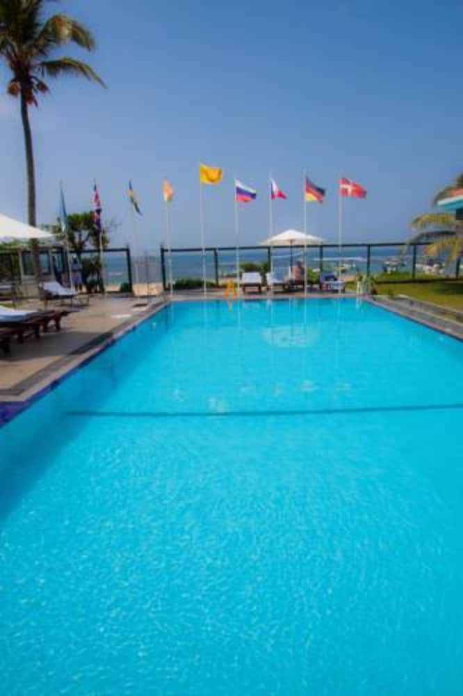 Coral Sands Hotel 34/68