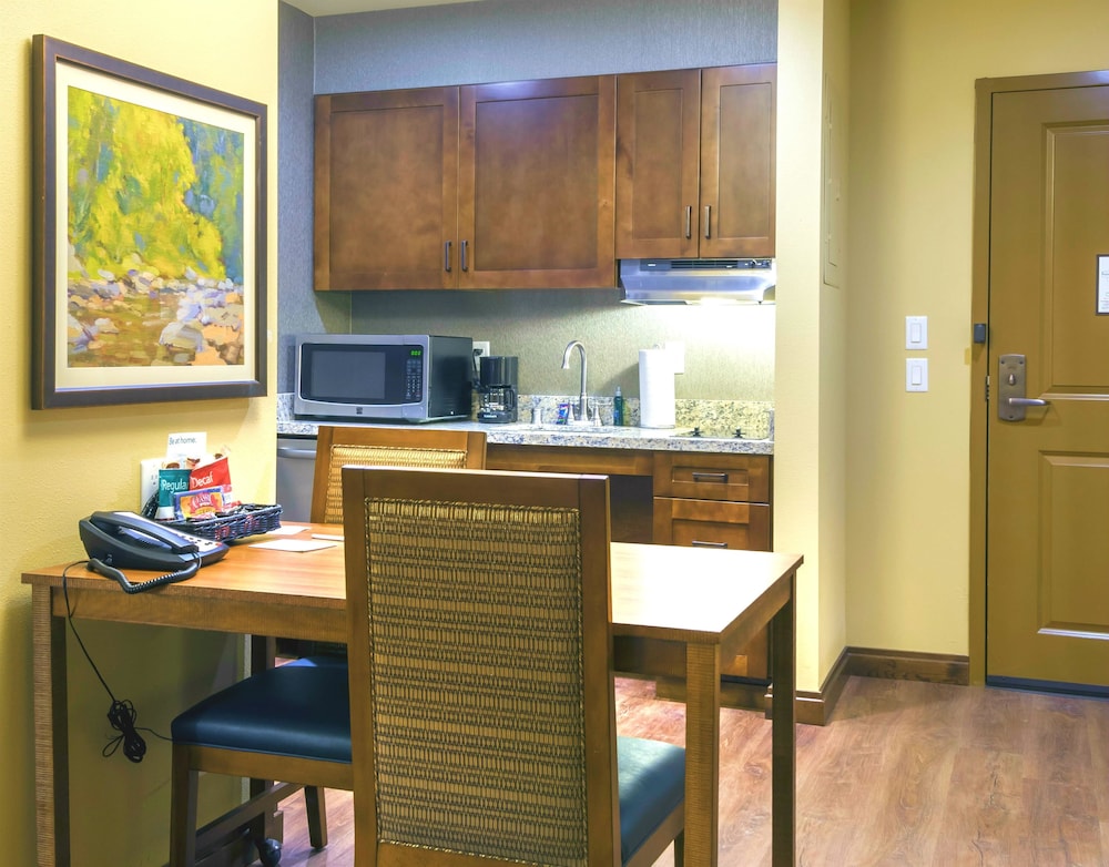 Homewood Suites By Hilton Billings Mt 53/62