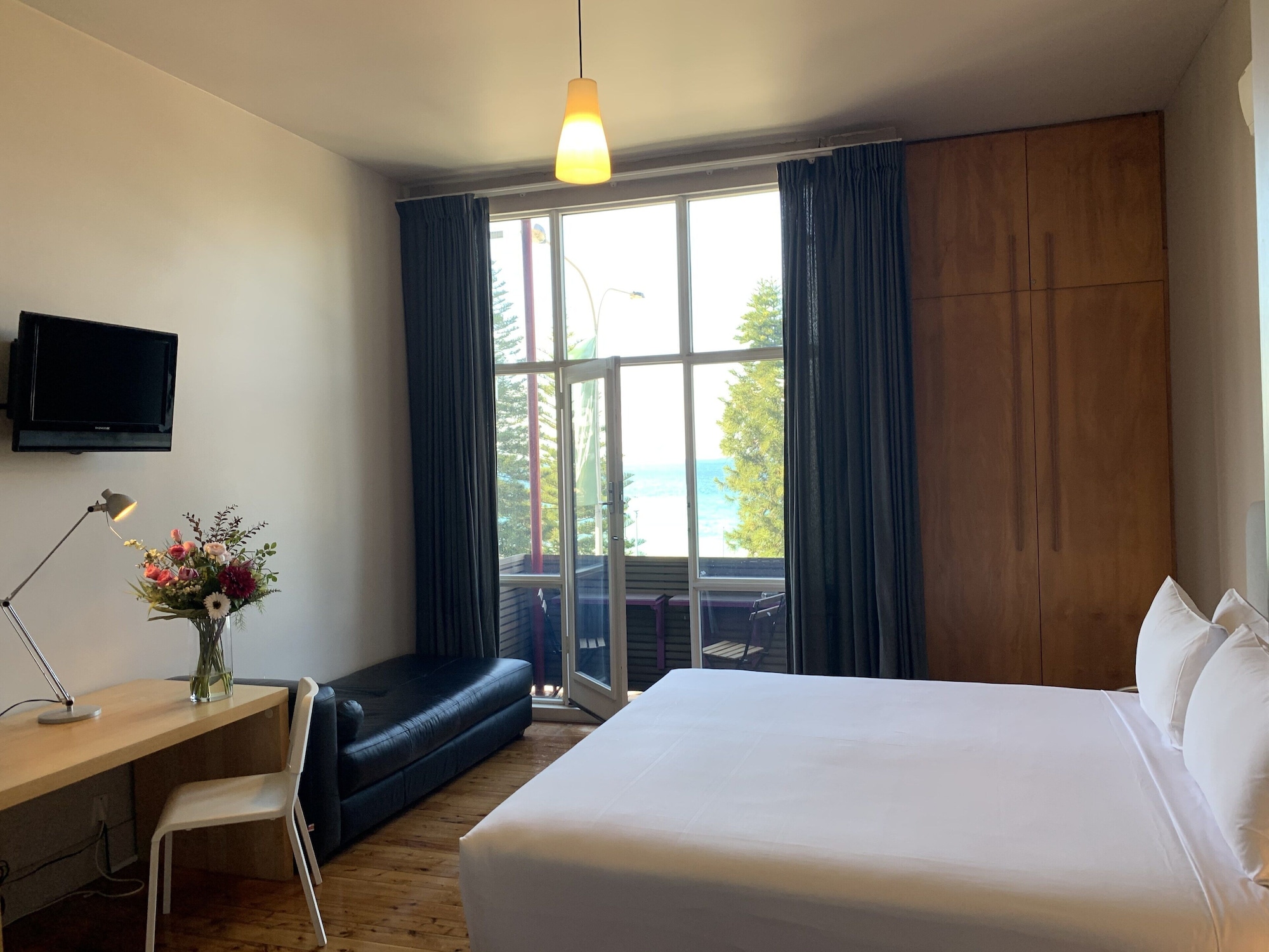 Room, King Bed, Ocean View