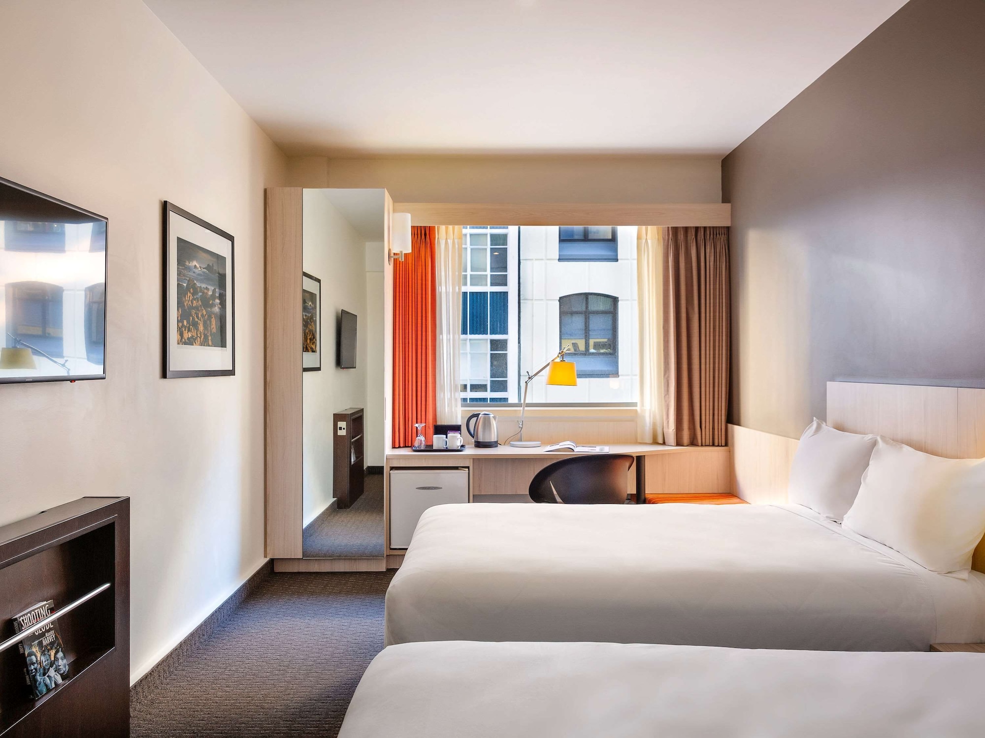 STANDARD, 2 DOUBLE BEDS