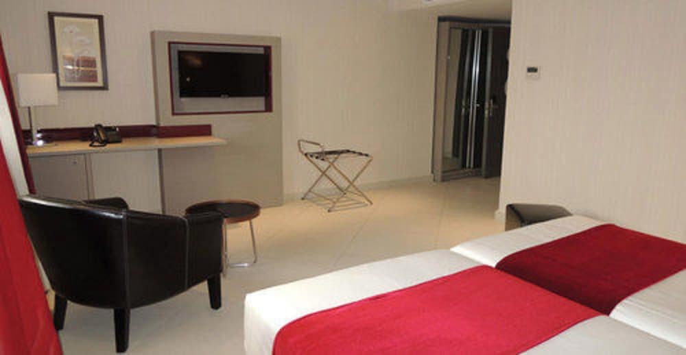 KT Hotel 9/35