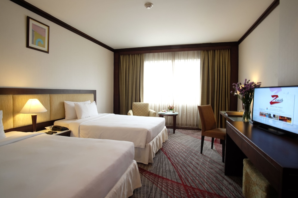 Zenith Sukhumvit Hotel Bangkok 17/73