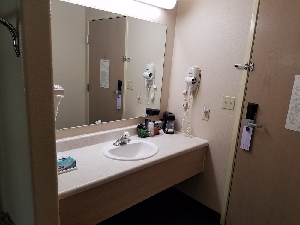Simple Rewards Inn 22/22