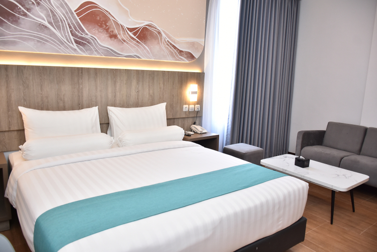 Junior Suite, King Bed