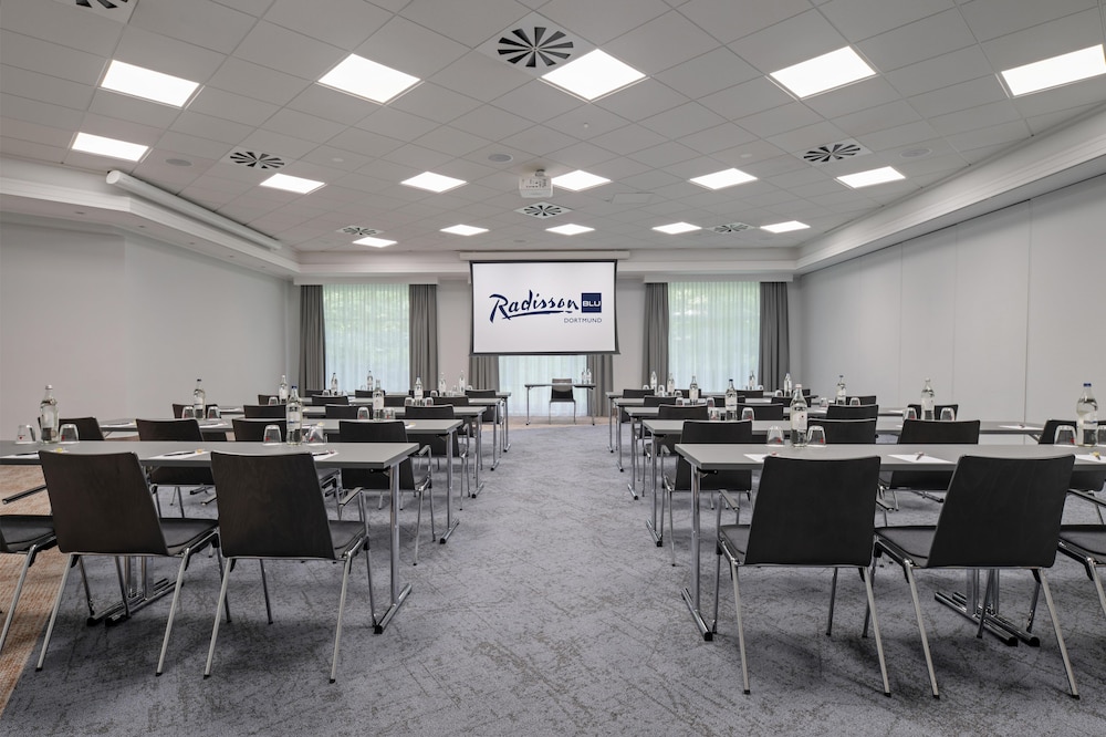 Radisson Blu Hotel Dortmund 63/76