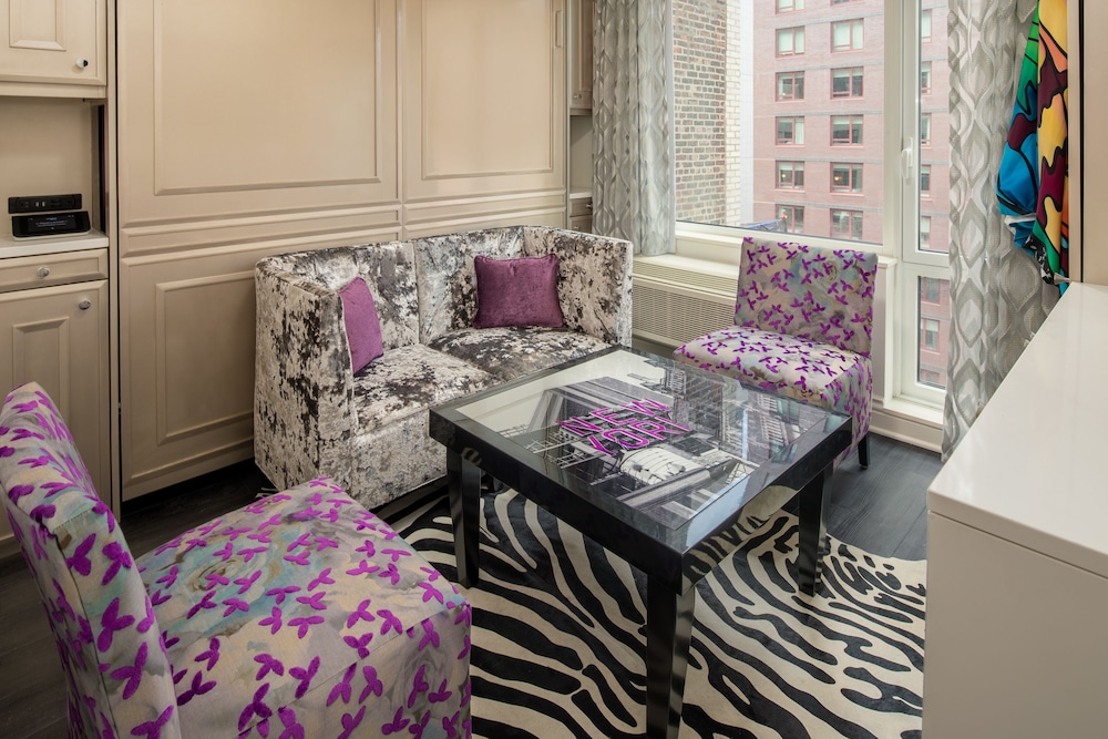 Staypineapple An Artful Hotel Midtown New York 46/65