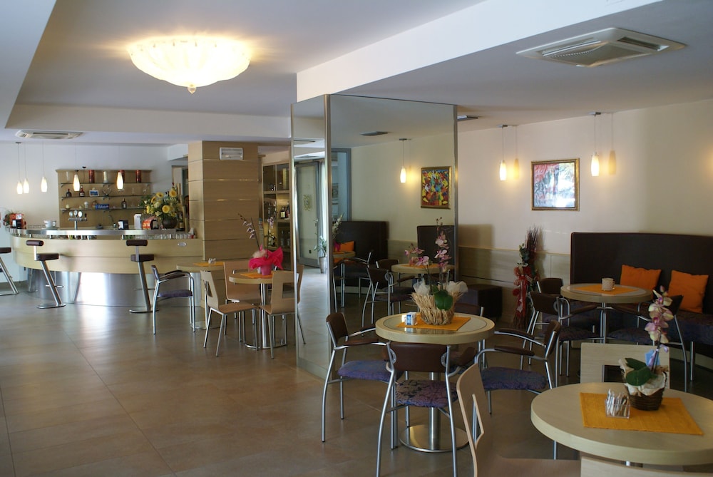 Hotel Oasi Wellness Spa 23/27