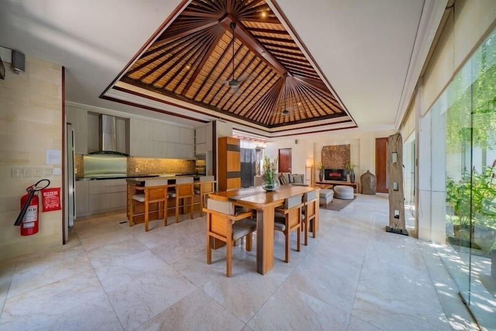 Kedonganan Beach Villas 34/50
