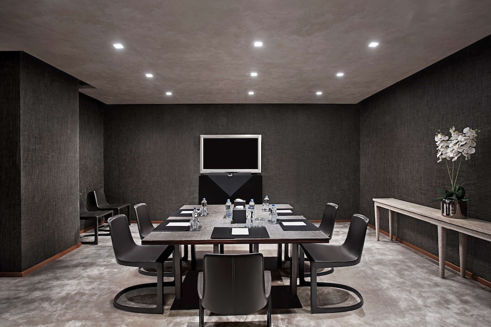 Hyatt Centric Levent Istanbul 48/52