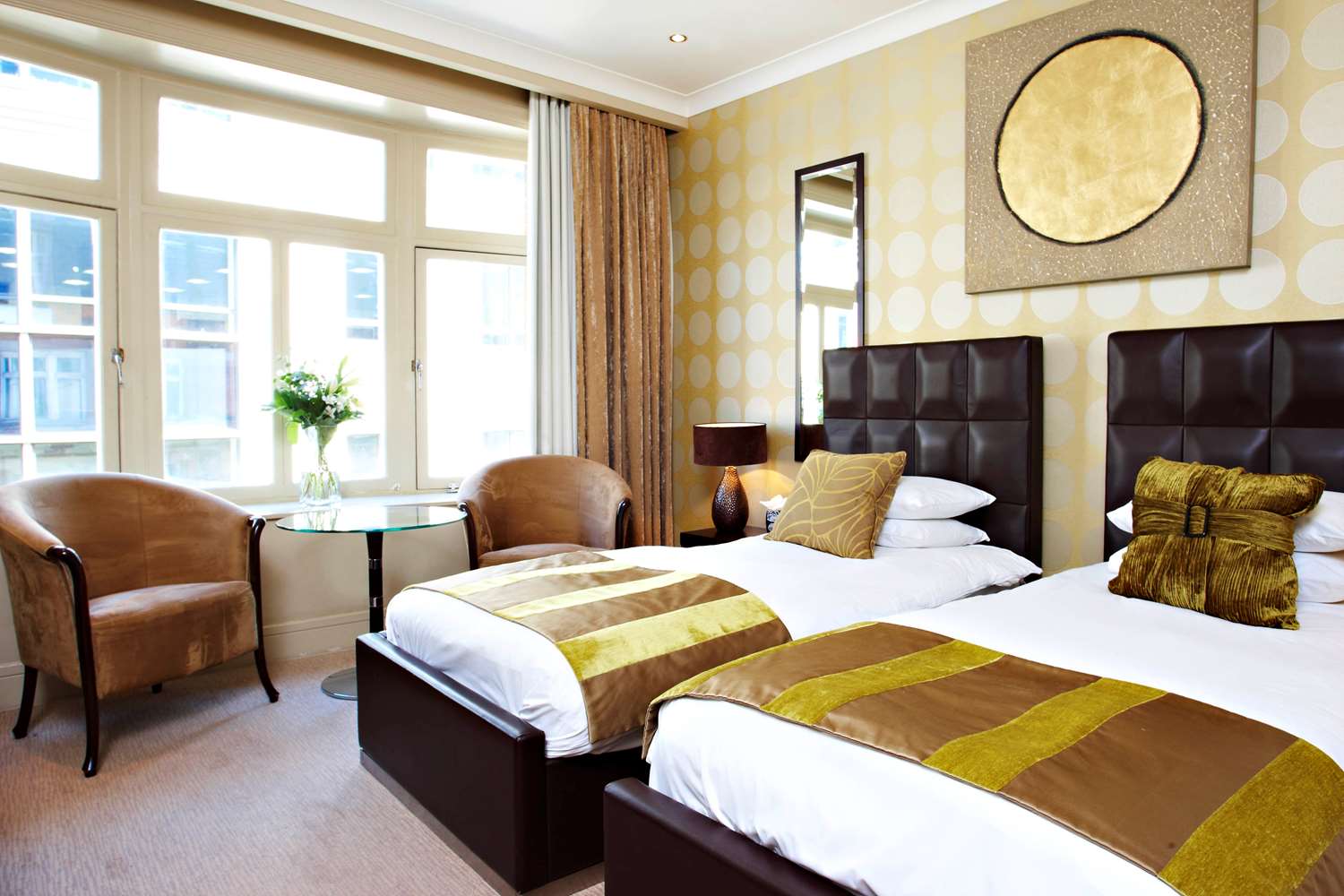Deluxe, Twin Beds