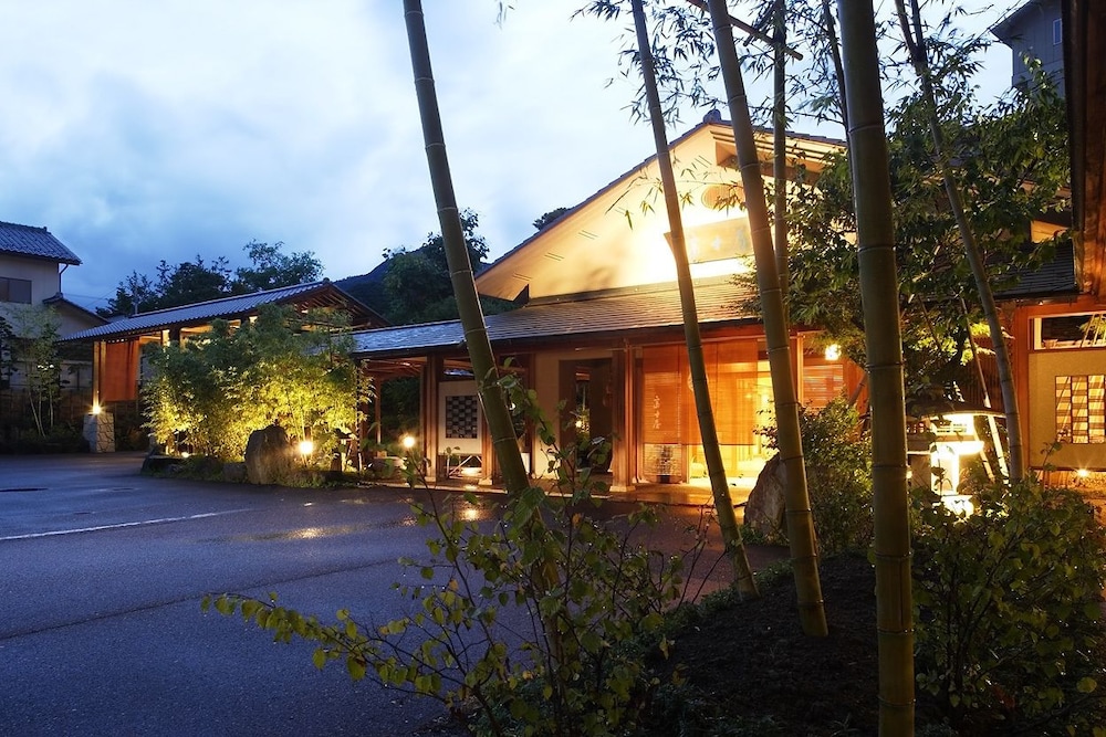 Iwamuro Onsen Ryokan Fujiya 1/30