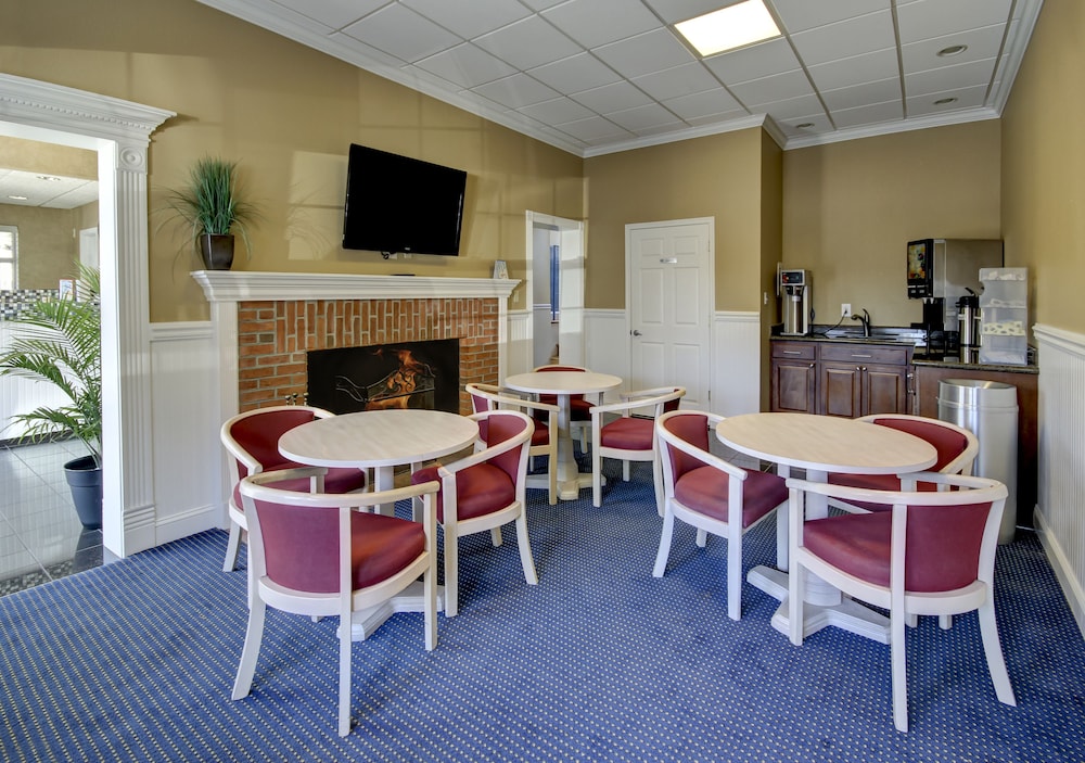 Atlantic OceanFront Inn 45/58