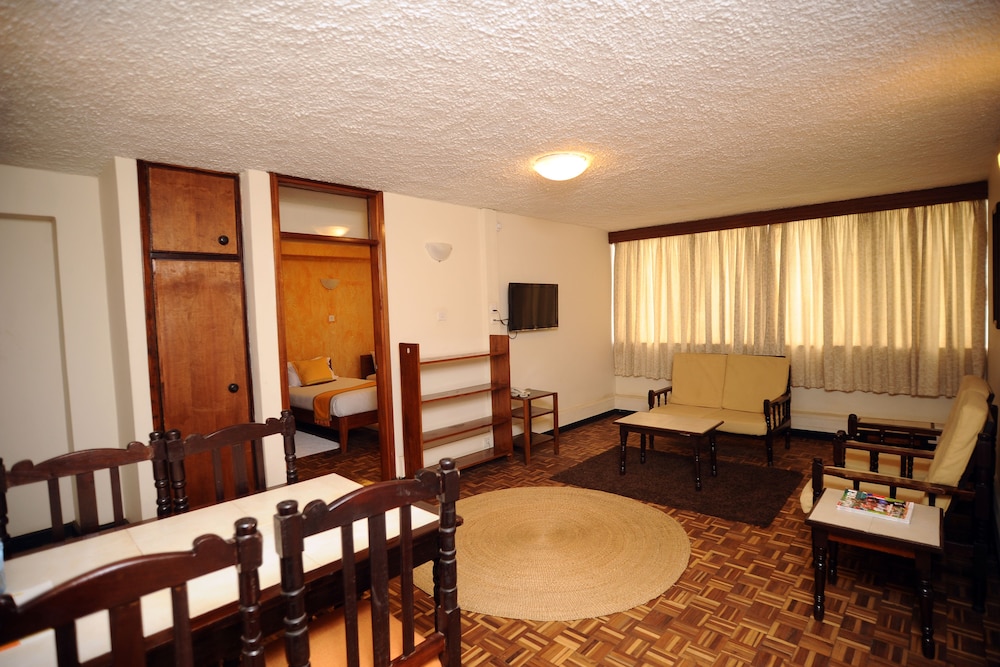 The Kenya Comfort Hotel Suites 55/78