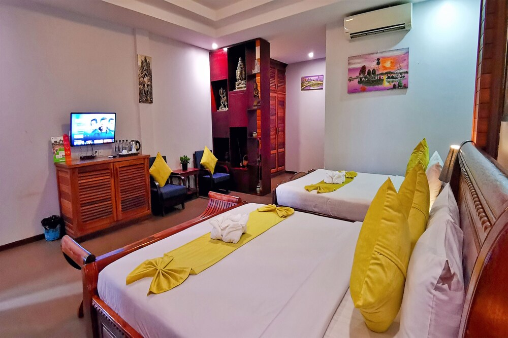 Indra Porak Residence 48/74