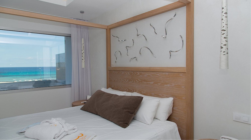 HOTEL CALA SAONA & SPA 25/59
