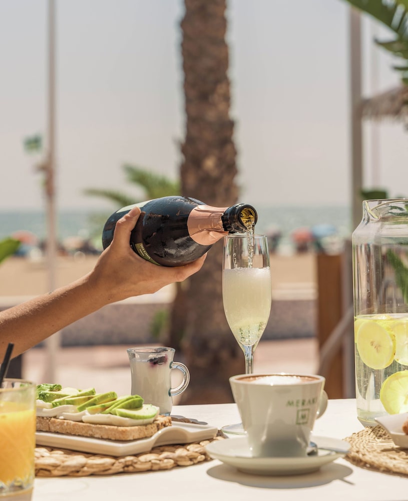 Meraki Beach Hotel Adults Only 18/50