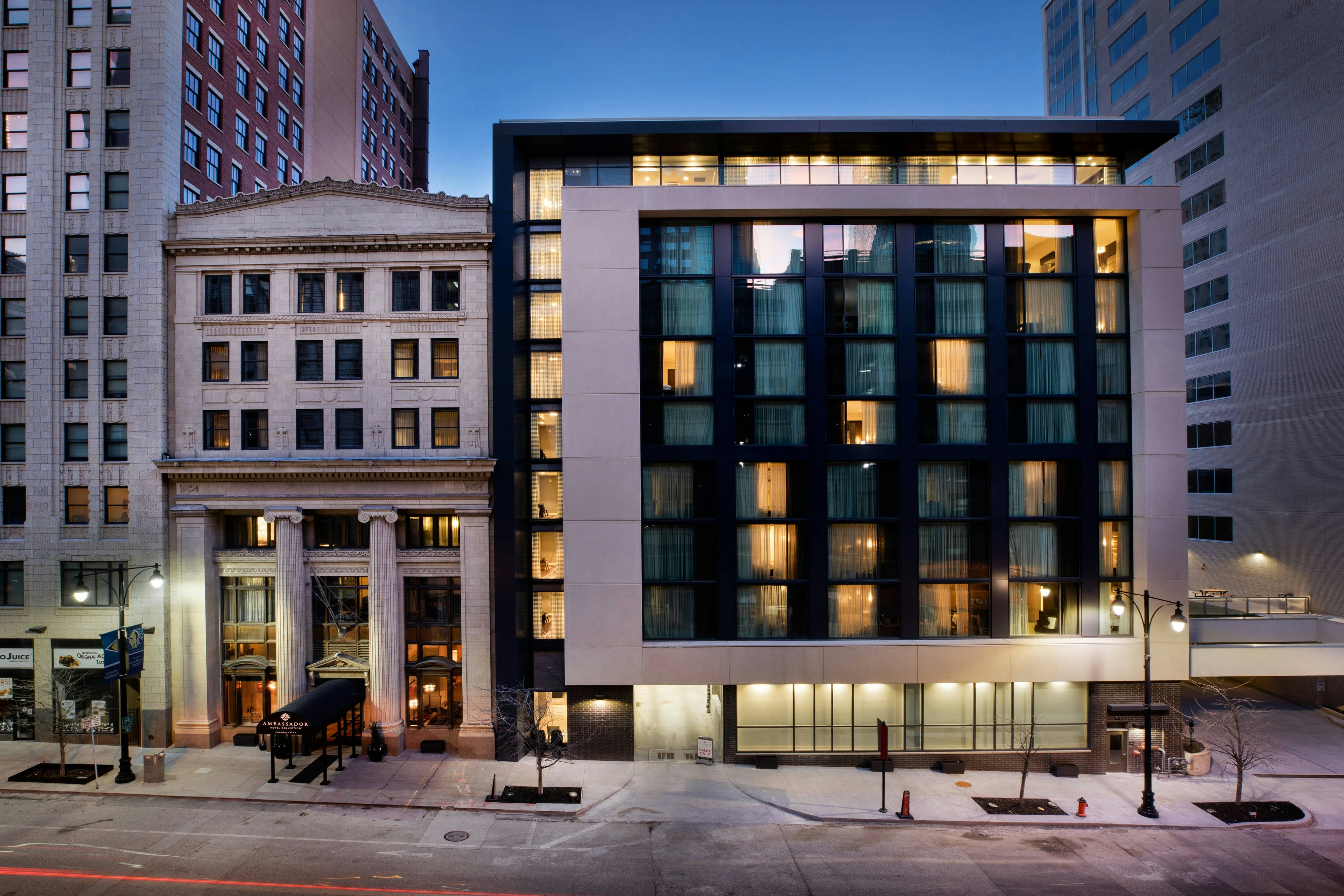 Ambassador Hotel Kansas City, Autograph Collection 1/12