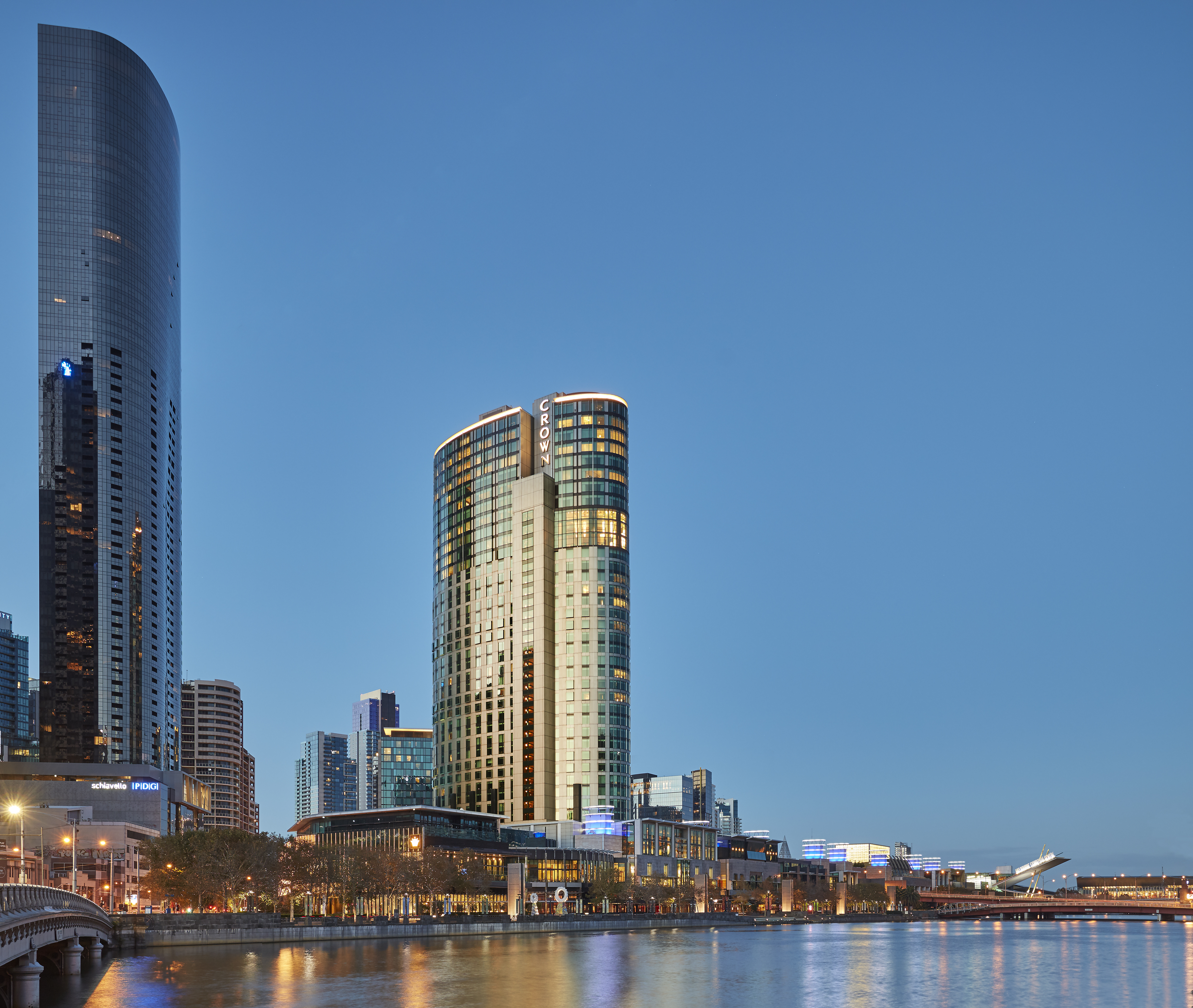 Crown Towers Melbourne 18/20