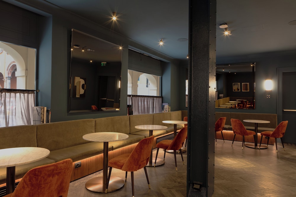Art Hotel Novecento 36/50