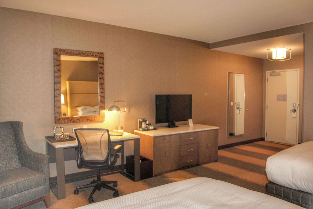 Doubletree By Hilton Reading 17/70