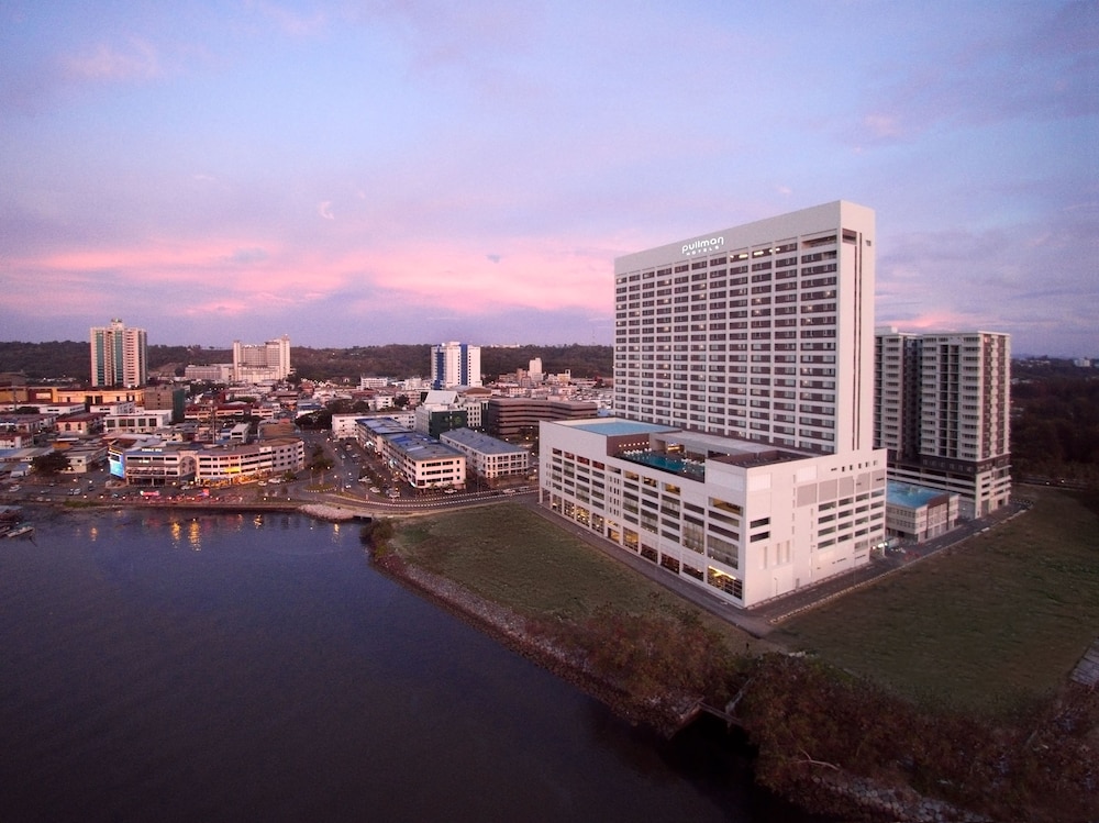 Pullman Miri Waterfront 10/73