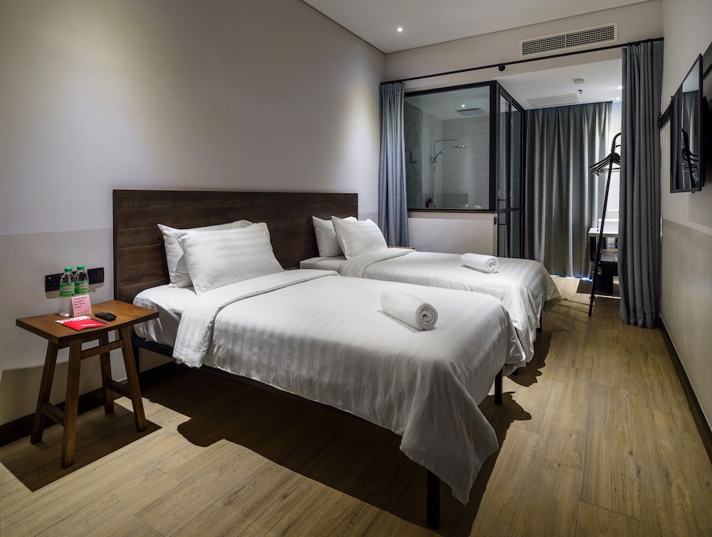 Tune Hotel Klia2 13/61