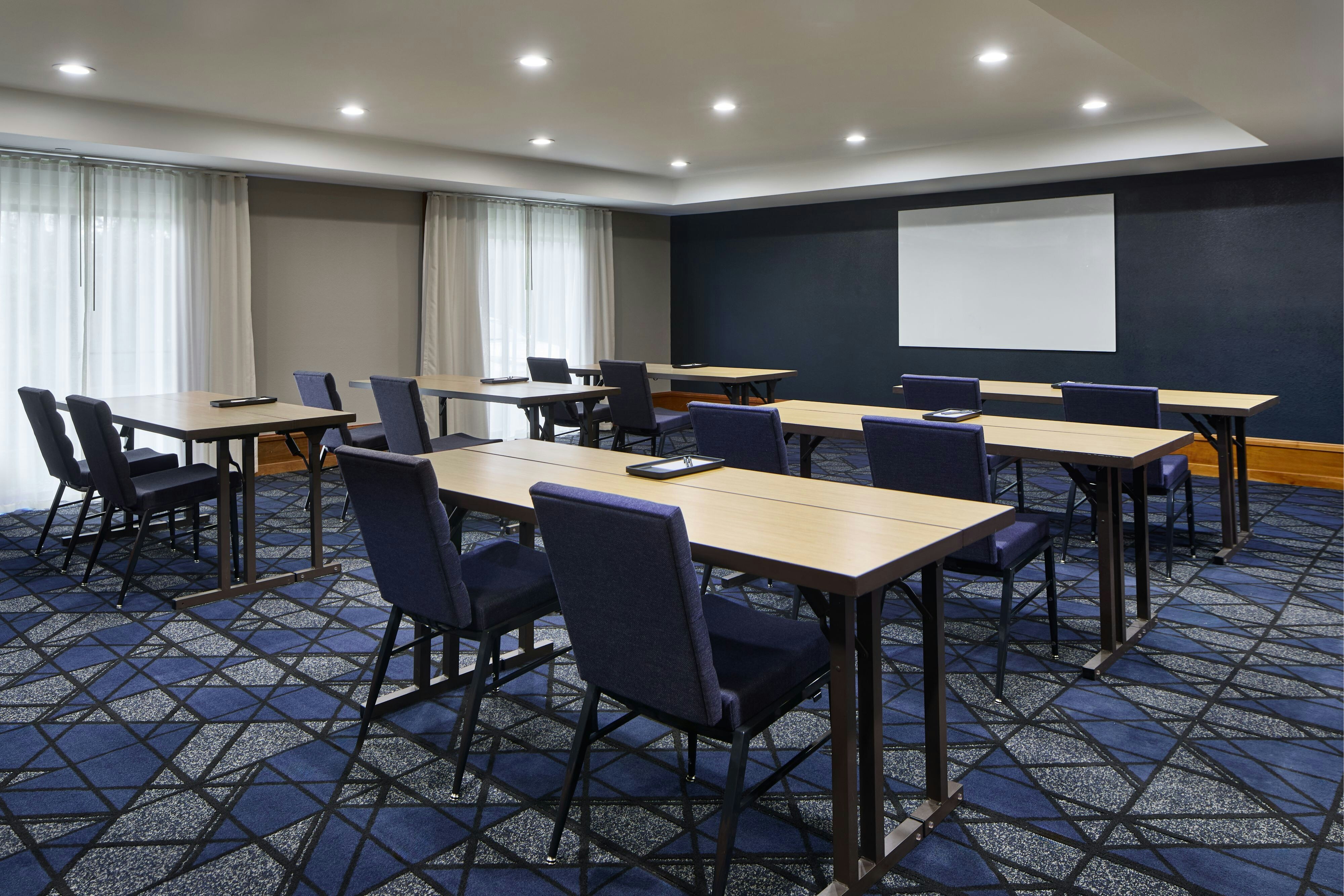 Courtyard By Marriott Rochester Brighton 28/38