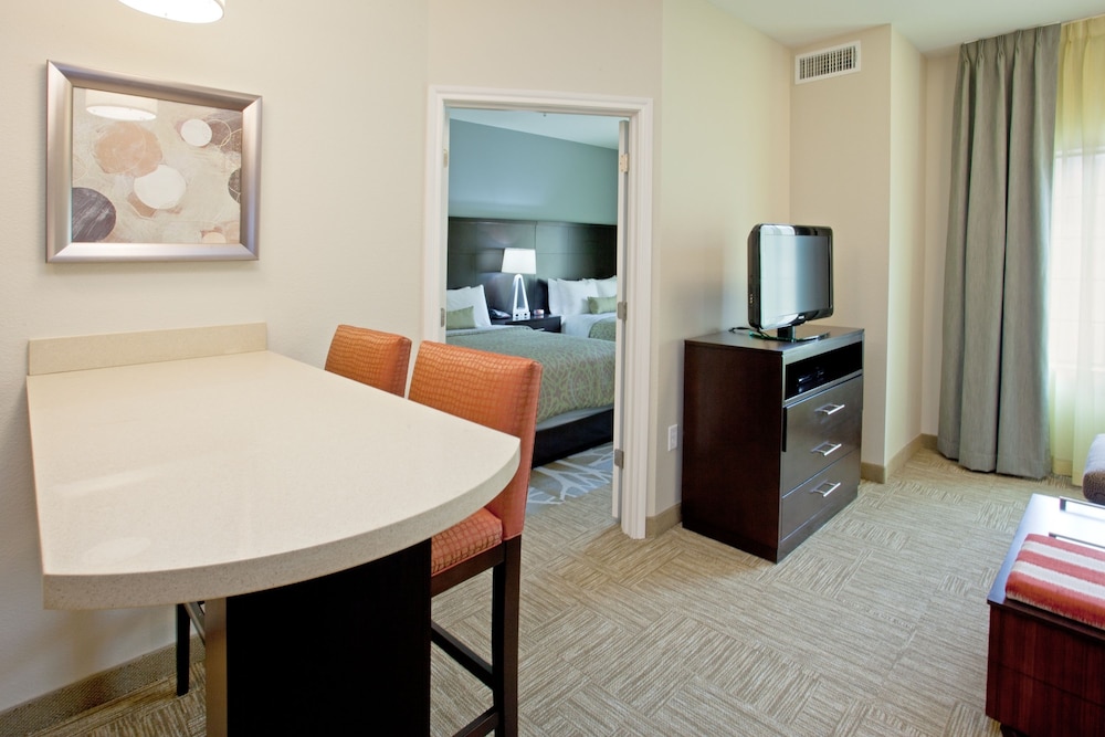 Staybridge Suites Tyler University Area 56/80
