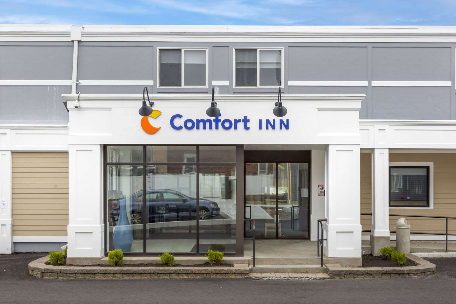 Comfort Inn Hyannis - Cape Cod 1/39