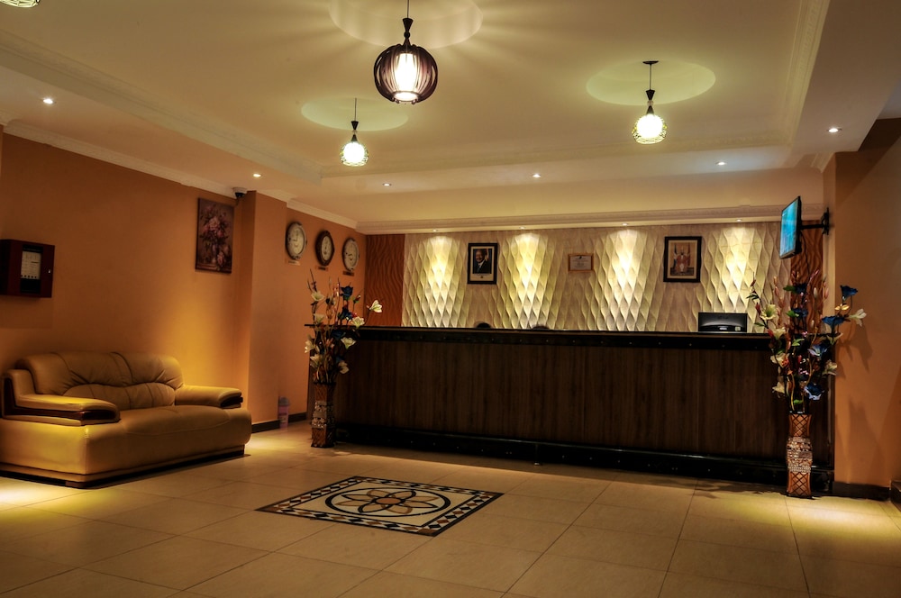 Lobby at HBT Russel Hotel, KAMPALA