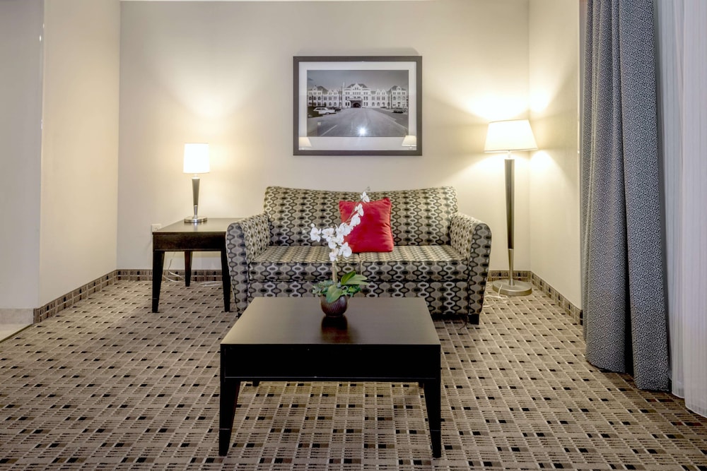 Hampton Inn Suites Montgomery 50/70