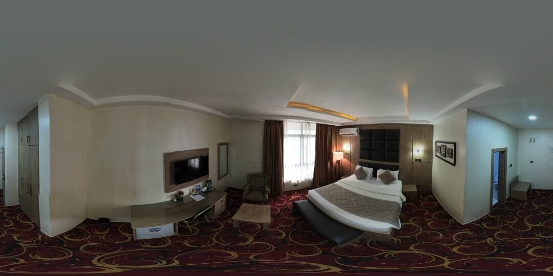 PRESIDENTIAL, SUITE
