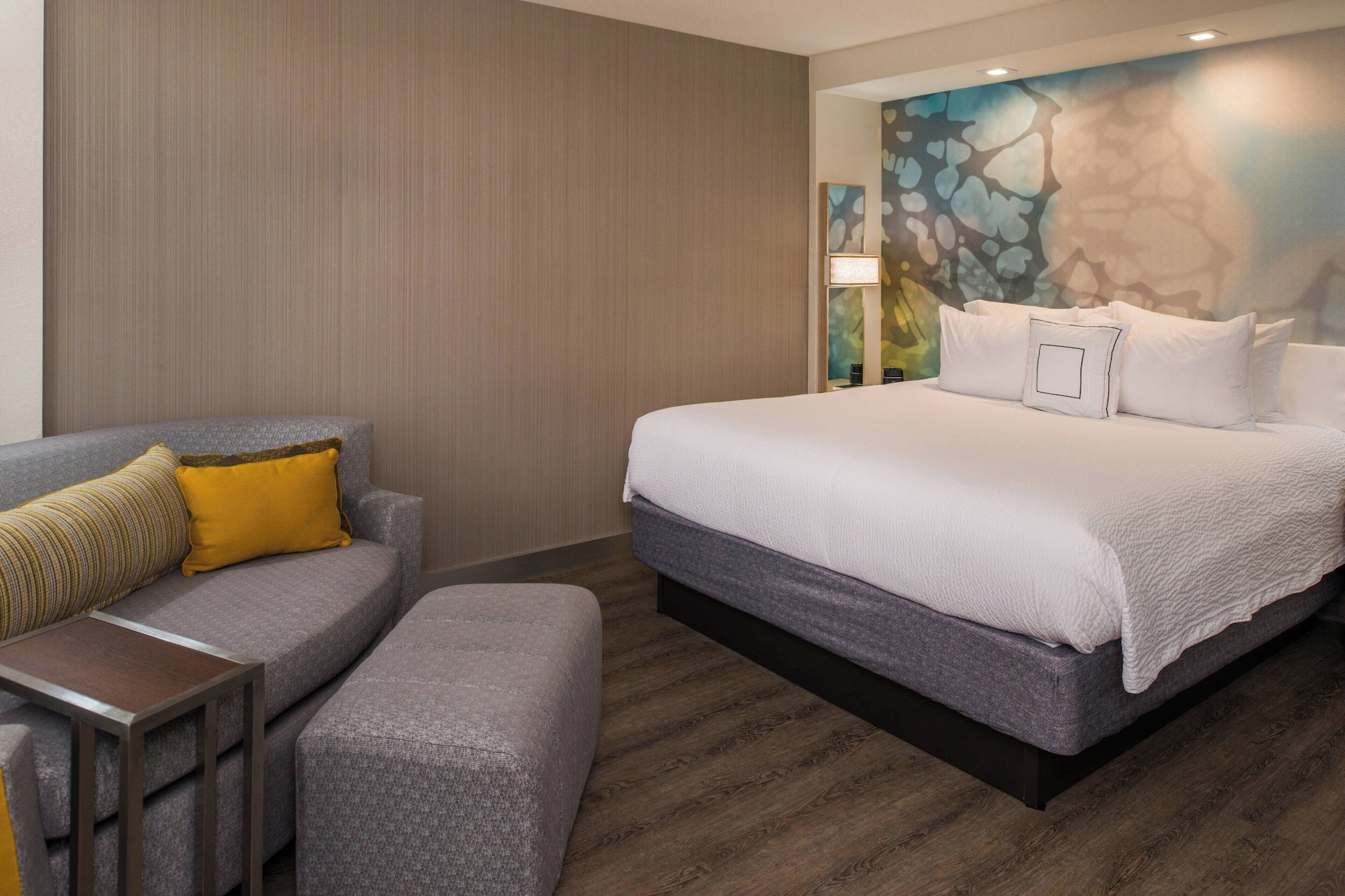 Room at Courtyard By Marriott Temecula Murrieta, Murrieta - CA