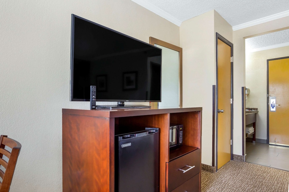 Comfort Inn Hoffman Estates Schaumburg 17/33