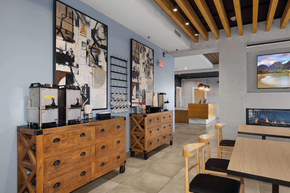 Lake Placid Inn Boutique Hotel 7/50