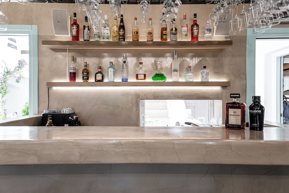 Majo Suites 12/60