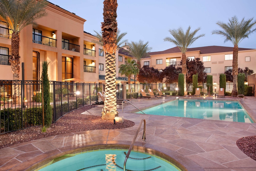 Sonesta Select Las Vegas Summerlin 3/55