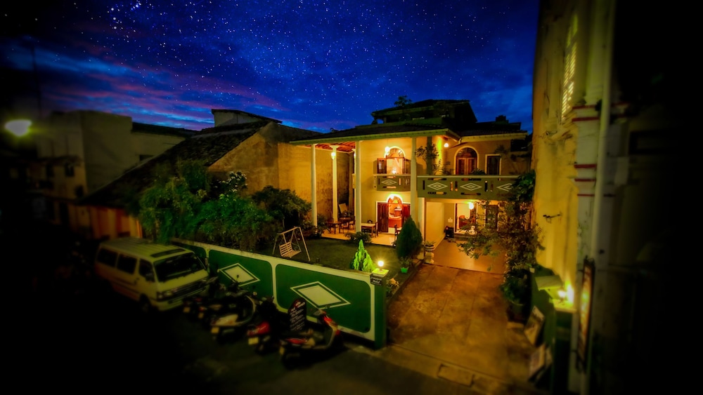 Frangipani Motel 4/46