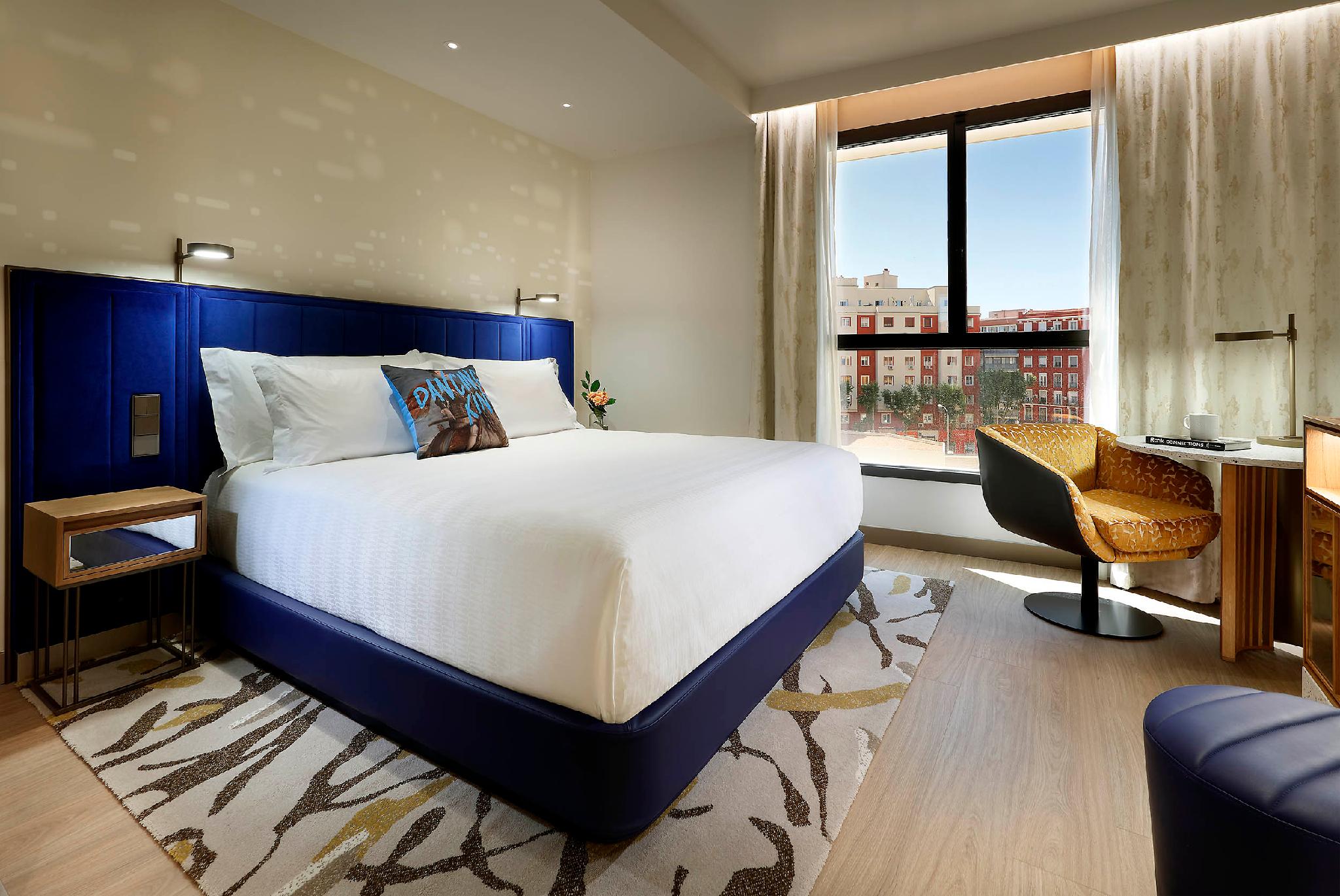 غرفة سوبيريور بسرير مزدوج أو سريرين منفصلين بإطلالة على المدينة