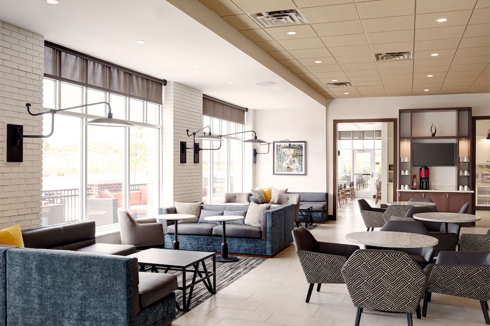 Hyatt Place Madison Verona 33/54