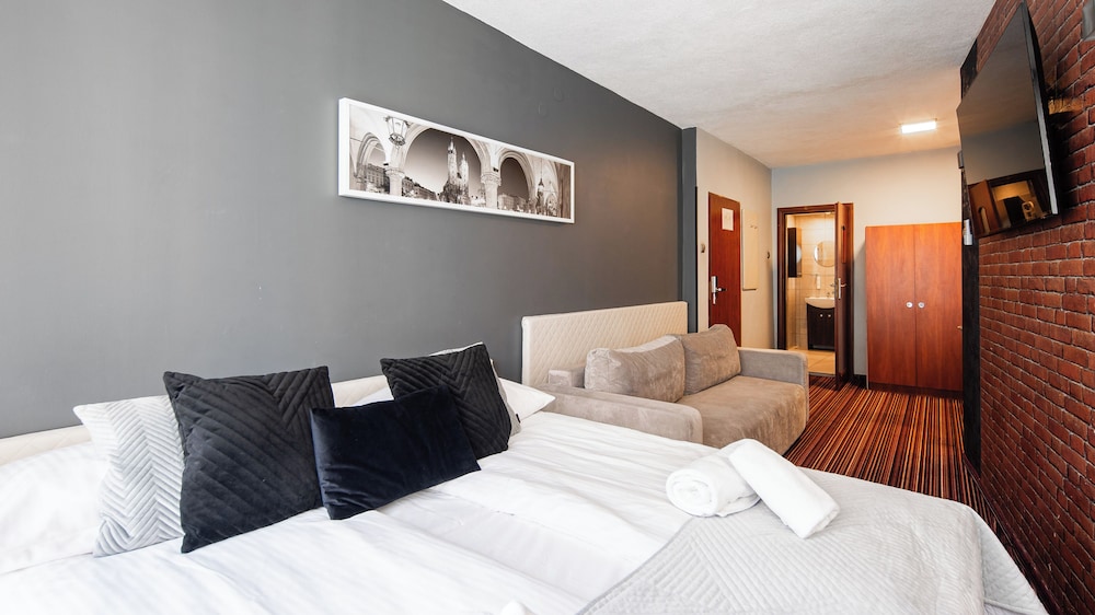 Delta Hotel 27/50