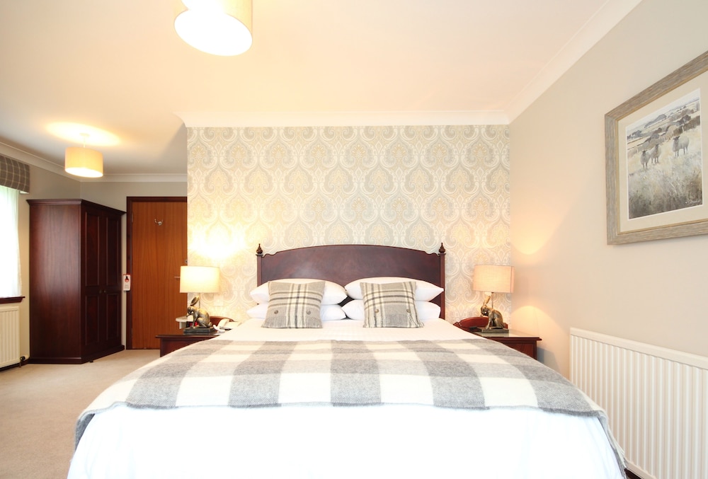 Strathburn Hotel Inverurie by Compass Hospitality 16/50